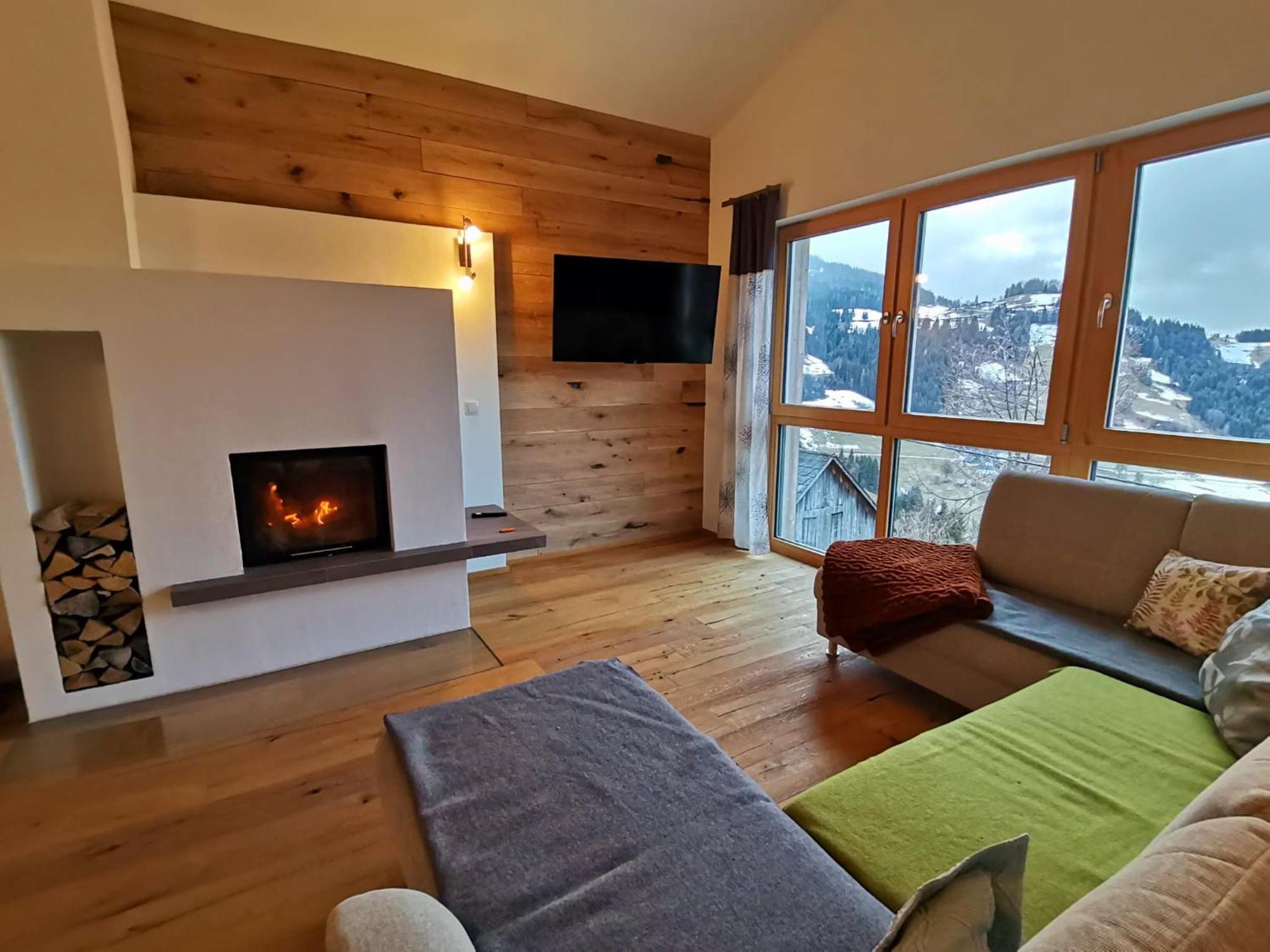 Chalet Leo